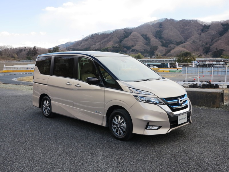 日産、e-POWERをミニバン向けに改良 | 日経クロステック（xTECH）