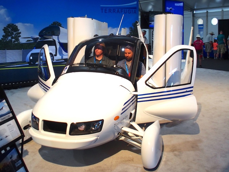 空飛ぶクルマはいくらで買える 世界最大級の航空ショーで明らかに 日経クロステック Xtech