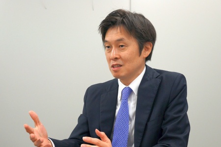経済産業省の成田達治大臣官房審議官