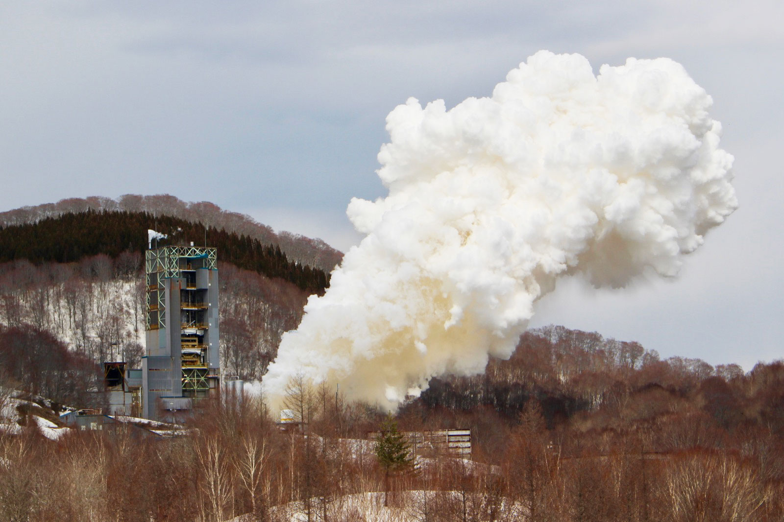 開発最終段階に入った次世代ロケットエンジン「LE-9」、秋田で実機同等