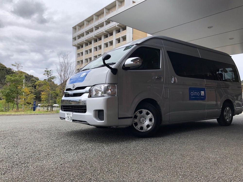 ドコモとソフトバンクが 場外戦 舞台はオンデマンド型バス 日経クロステック Xtech