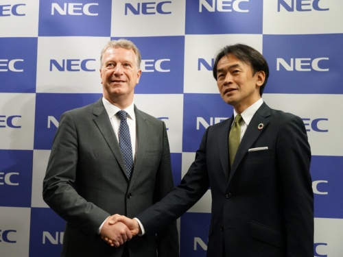 (写真:日経 xTECH) (写真:日経 xTECH)