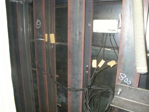 地下工事現場の止水壁に設置された装置「ST-COMM」