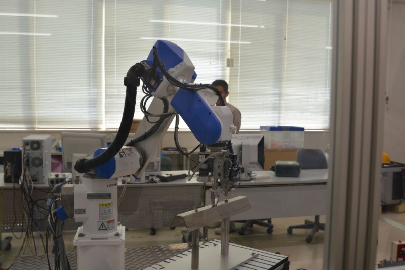 車体のスポット溶接の非破壊検査時間を1 4に 東芝が開発 日経クロステック Xtech 車体のスポット溶接の非破壊検査時間を1 4に 東芝が開発 日経クロステック Xtech