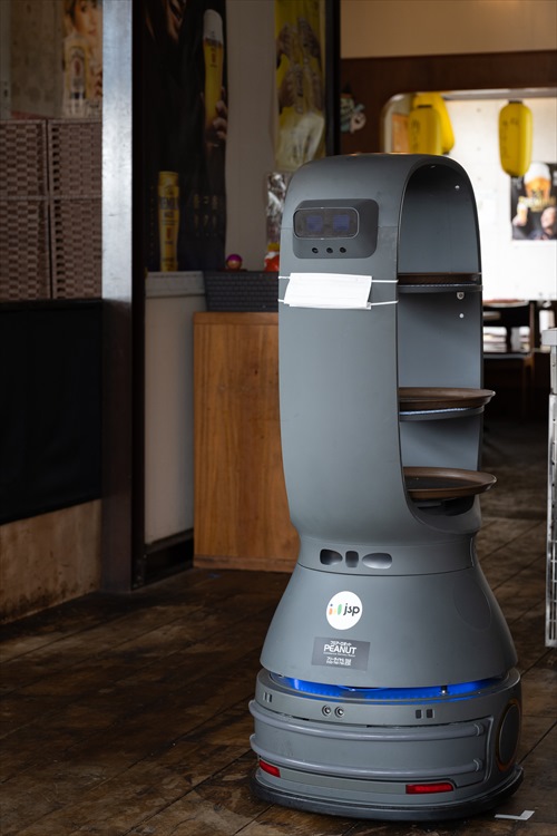 飲食店用配膳ロボット 時給約123円」配膳ロボットに衝撃 飲食店で導入増加人の仕事奪う