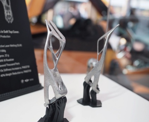 BMW i8 Roadsterで採用された3Dプリンター製部品