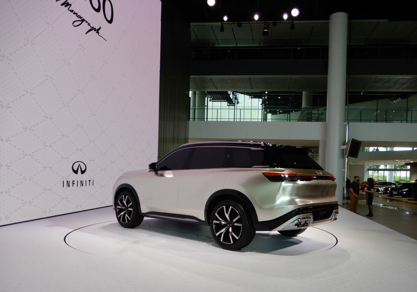 日産、高級SUV「インフィニティQX60」次期コンセプト公開 | 日経クロス