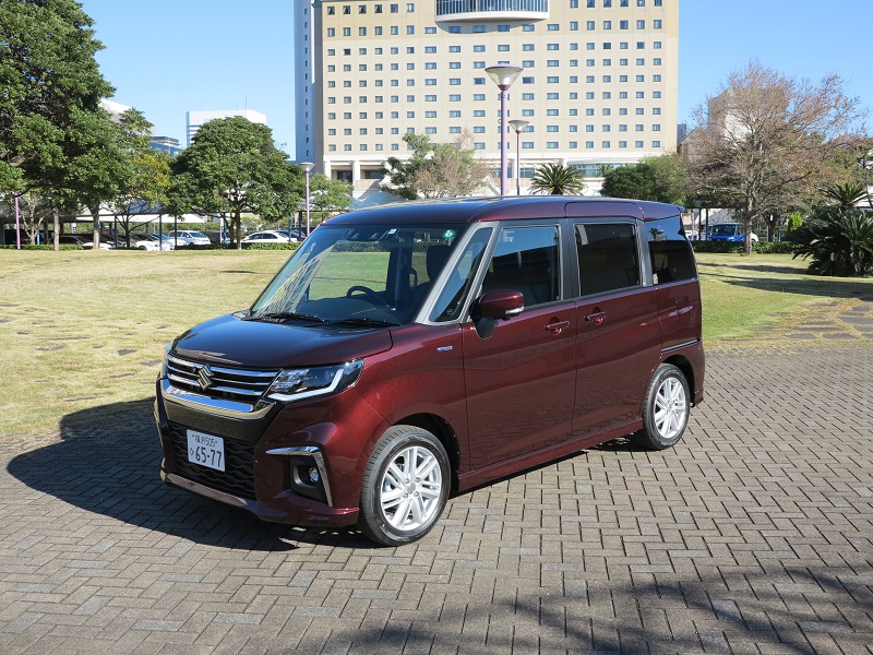 スズキ新型 ソリオ のボディー 先代車とはここが違う 日経クロステック Xtech