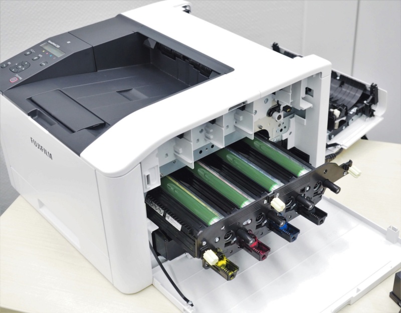 富士フイルムbiの脱 縦割り開発 複合機4割小型化 世界最軽量 日経クロステック Xtech