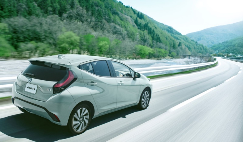 世界初 バイポーラ電池 トヨタ新型 アクア 採用 豊田織機製 日経クロステック Xtech 世界初 バイポーラ電池 トヨタ新型 アクア 採用 豊田織機製 日経クロステック Xtech