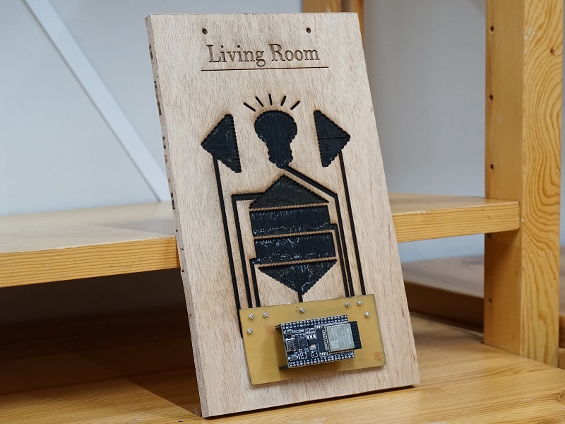 木材を炭化させて電気配線を形成、レーザー加工に新用途