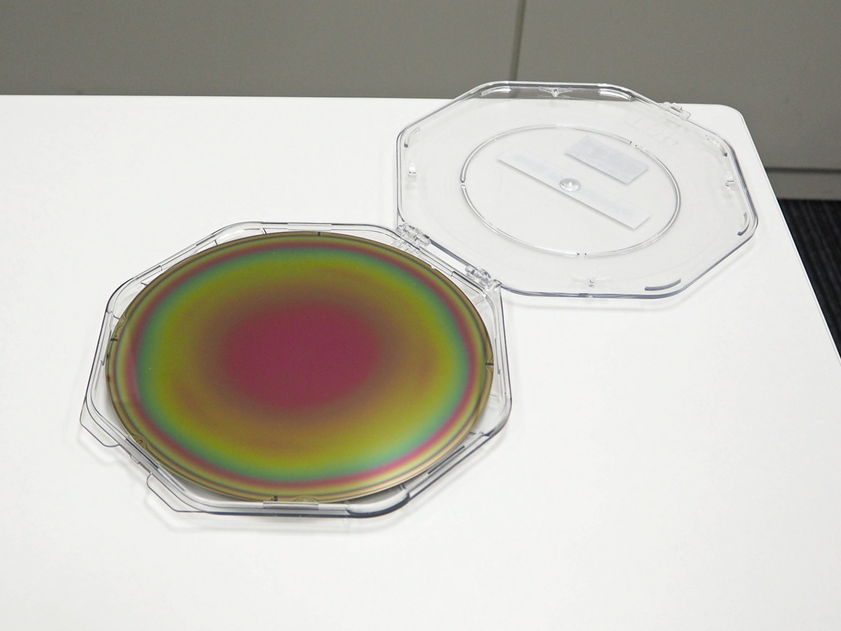 センサー性能が大幅に向上、OKIらが単結晶薄膜を基板に張った機能材料