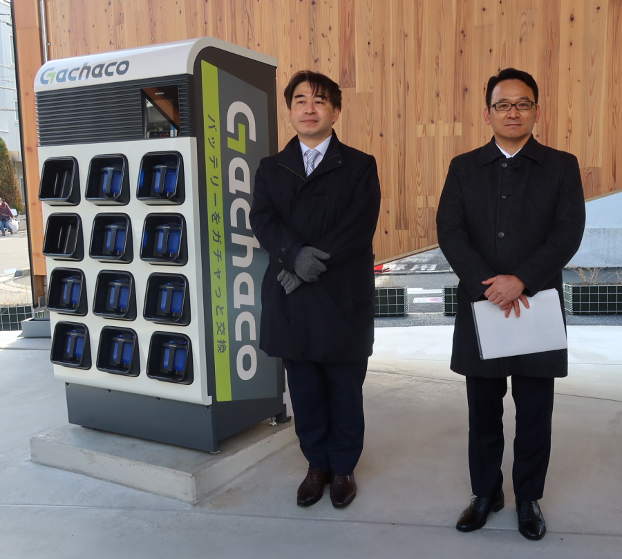 図2　Gachaco CEOの渡辺氏（左）とUber Japan 事業開発部門 本部長の安氏（右）