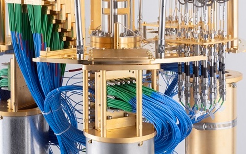 IBMは量子コンピューターのエラーを軽減することで、古典コンピューターを上回る性能を実証した(写真:IBM)