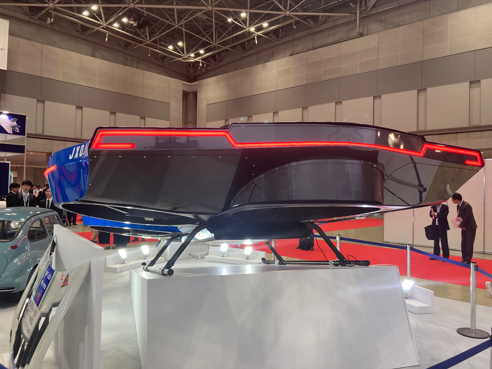 スバルがモックじゃない空飛ぶクルマ披露、電動自律飛行の技術獲得