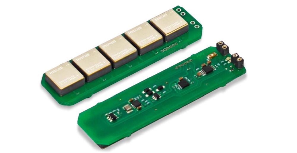 図8　産業機器全般のバックアップ電源に向けて開発