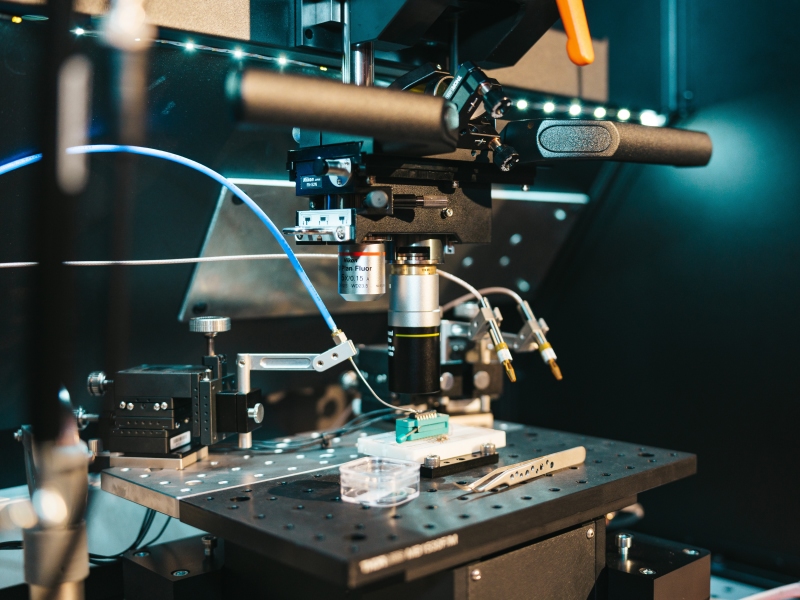 量子センサーで半導体3D構造を可視化、故障解析に大手が続々採用