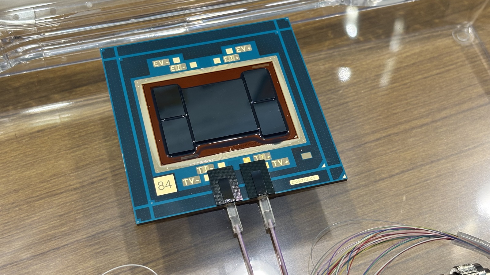 新光電気が光電融合OSATに名乗り、半導体パッケージ技術でCPO
