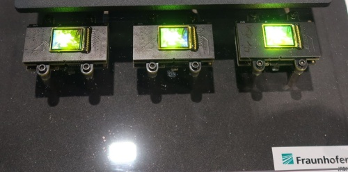 Fraunhofer IPSMが開発した高輝度OLEDoS