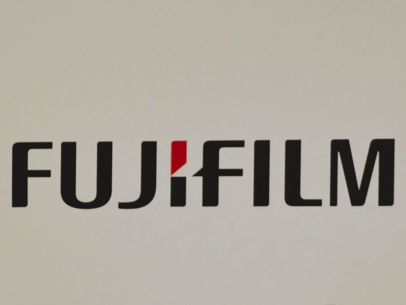 富士フイルムHD、社員がAIエージェント作成できる環境を全社展開　1000件超稼働中