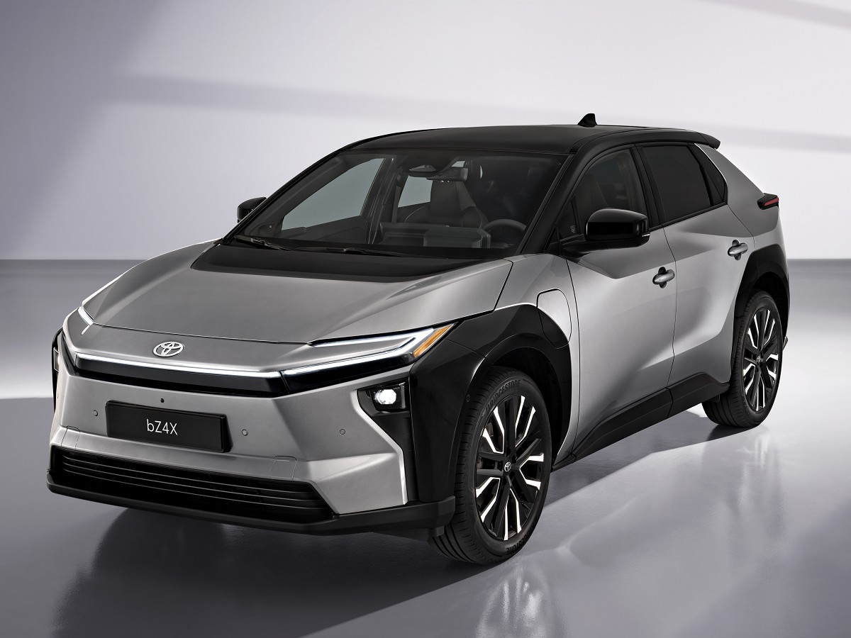トヨタがSiC採用拡大、インバーター・充電器へ bZ4X国内最長746km