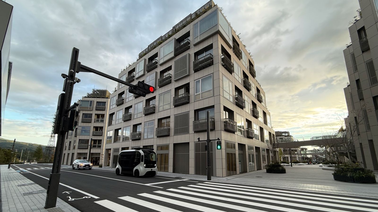 トヨタ、都市ソフト基盤を開発　ウーブン・シティで「三位一体」実証