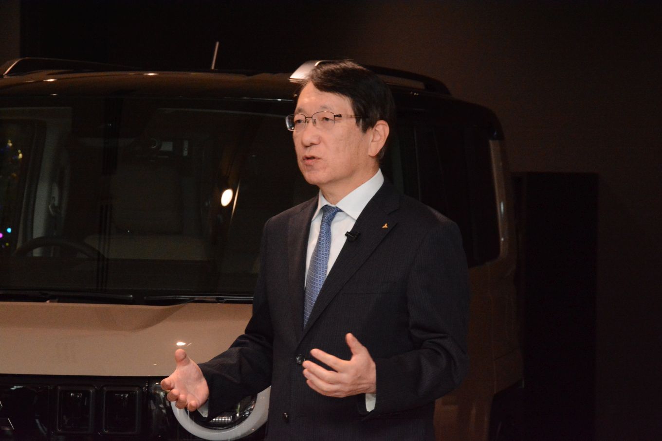 三菱自の新型デリカD:5、加藤社長「台数底上げのキャプテン」 | 日経