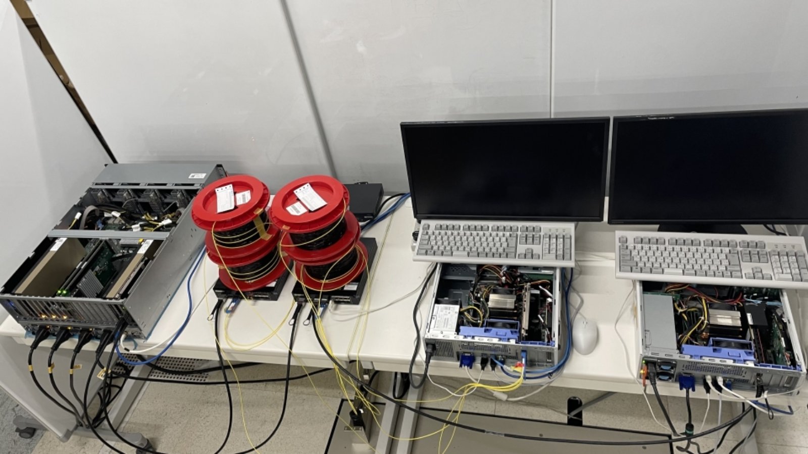 NECが「GPUを遊ばせない」サーバー、IT資源を2km先に分散配置・共有