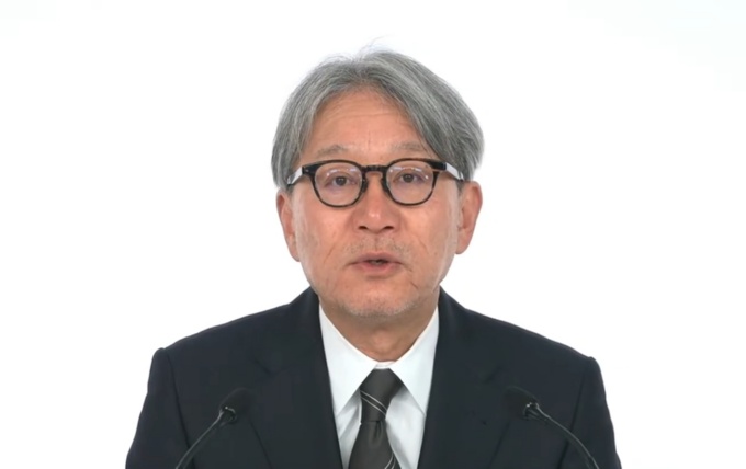 会見に登壇したホンダ社長の三部敏宏氏(写真:ホンダの会見動画から)
