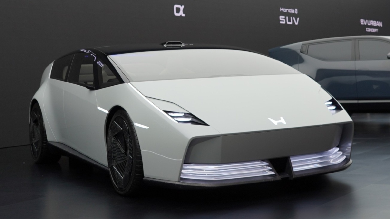 ホンダがEV3車種の開発中止、2.5兆円損失　三部社長「断腸の思い」