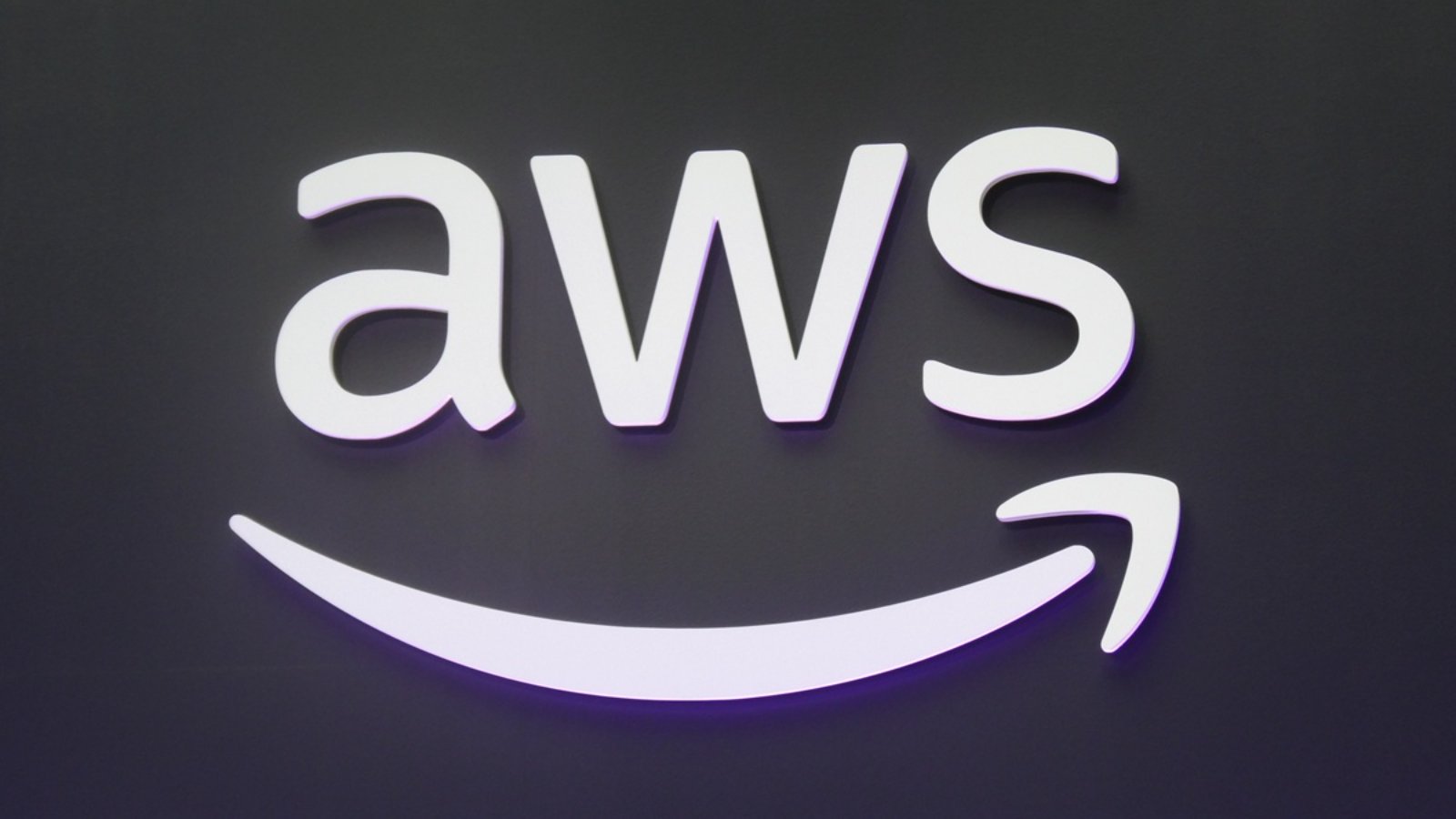 AWSガーマンCEO「可能性を解き放つ」、OpenAIの最新AIモデル提供で