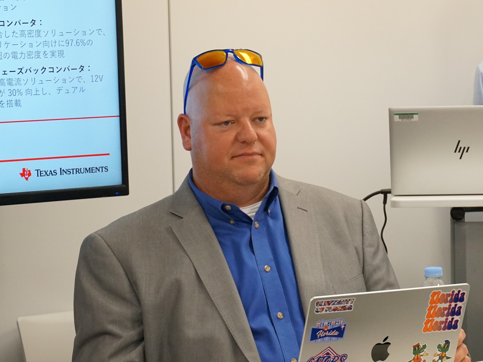米TIのロバート・テイラー氏はAIサーバー向け直流800V給電の開発状況について説明した（写真：日経クロステック）
