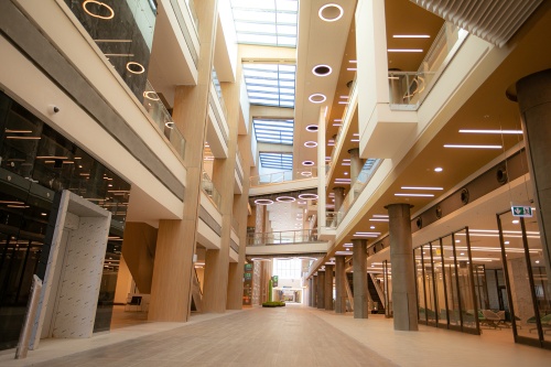 病院の内観(写真:Rönesans Holding)