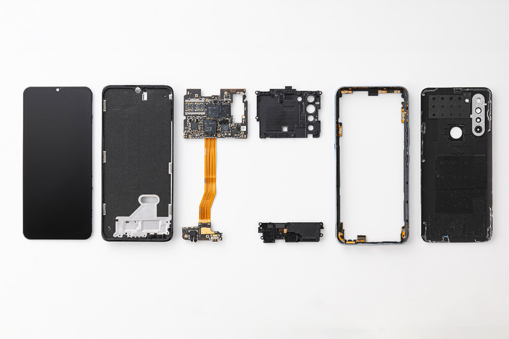 スマホ部品 5Gスマホが339米ドル、ファーウェイを継ぐ中国発チップ搭載機 | 日経