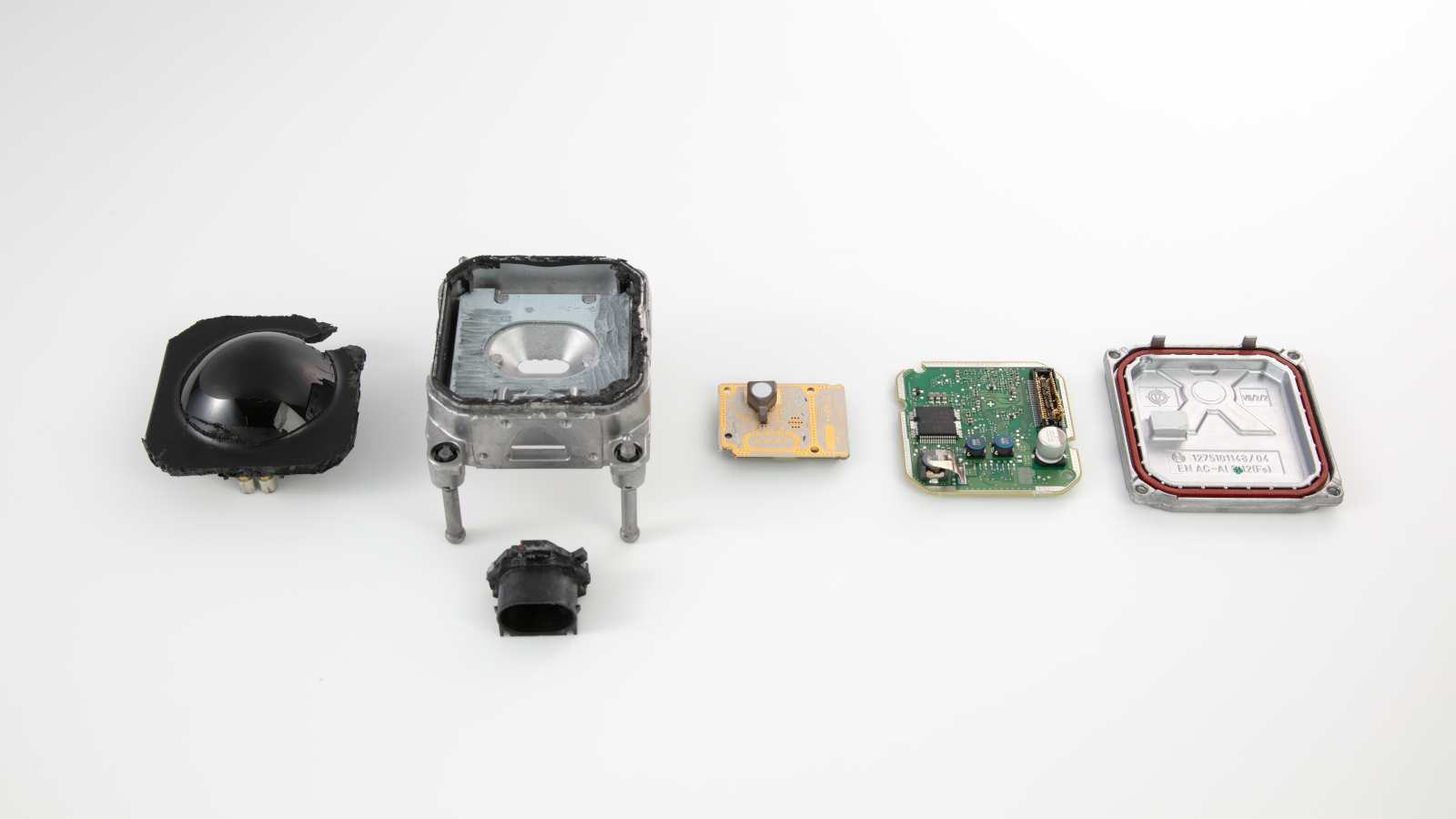 分解スペシャリストが見た！スゴイ製品その中身 | 日経クロステック