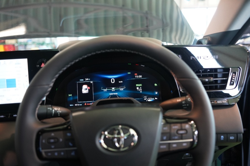 トヨタ ミライ のフル液晶メーター分解 高性能socに耐える熱設計 日経クロステック Xtech トヨタ ミライ のフル液晶メーター分解 高性能socに耐える熱設計 日経クロステック Xtech