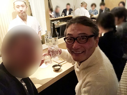 目黒の鳥しき。一瞬たりとも目が離せないほど炭と鳥の距離が近い!入魂の一串であります。美味しかった。
