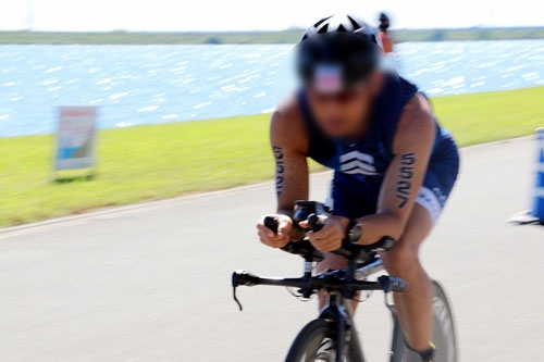 どフラットなコースで、バイクはアベレージで時速35キロメートル超。結構なペースで気持ちよく走ることができました。