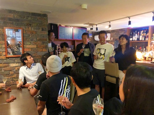 夜の愛知県知事と、夜の名古屋市長が夜の栄で大暴れ。楽しゅうございました。
