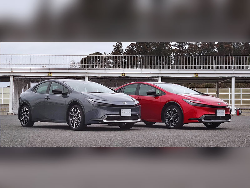 新型プリウスは走らせても「4ドアスポーツカー」か？
