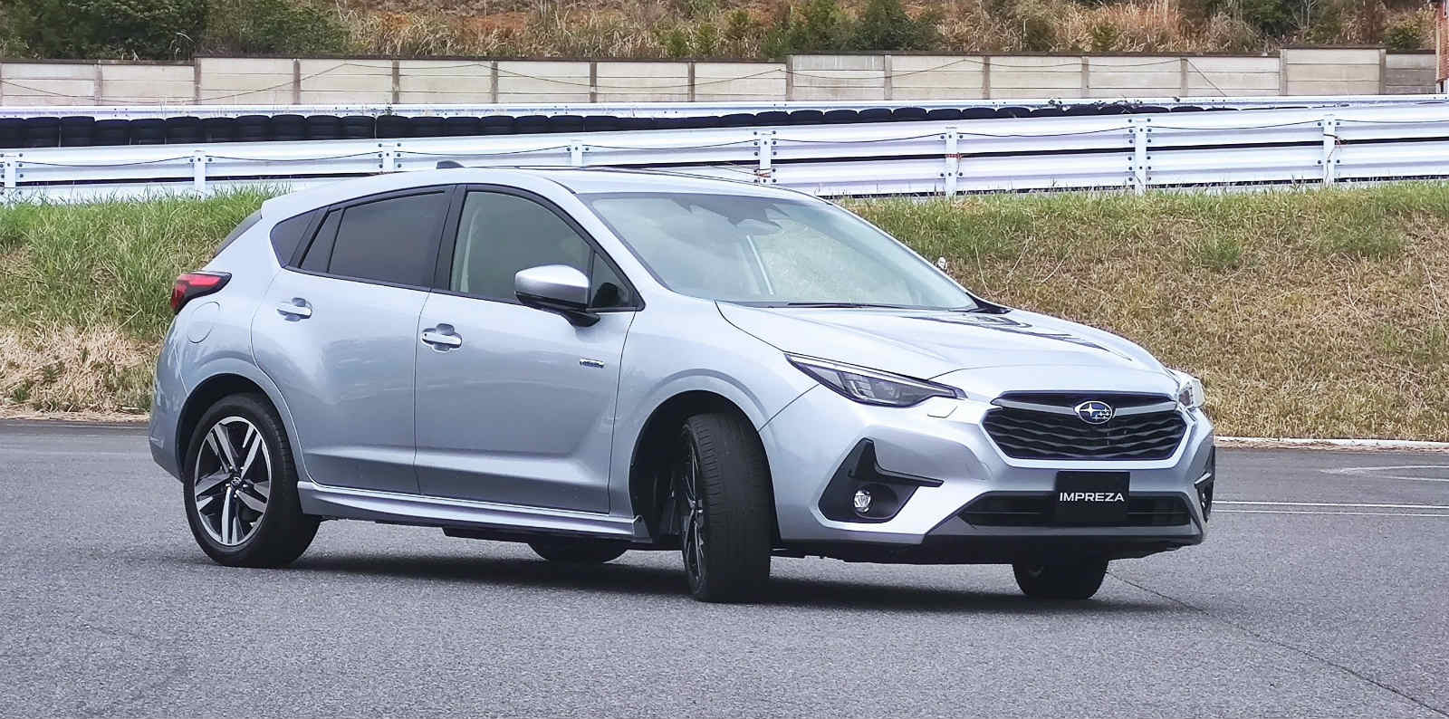 大人になった「インプレッサ」、正常進化だが燃費には物足りなさも