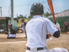 金森栄治コーチに聞く 腕を伸ばして打つのは間違い 日経クロステック Xtech