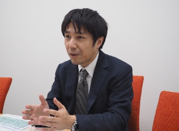 田村泰彦(たむら・やすひこ)