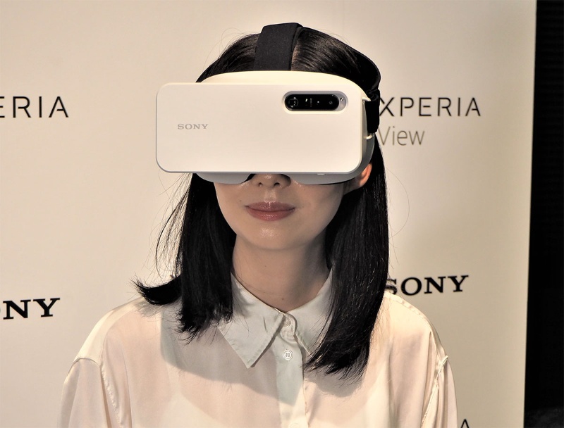 撤退相次ぐスマホvr なぜ今ソニーは Xperia View で参入するのか 日経クロステック Xtech 撤退相次ぐスマホvr なぜ今ソニーは Xperia View で参入するのか 日経クロステック Xtech