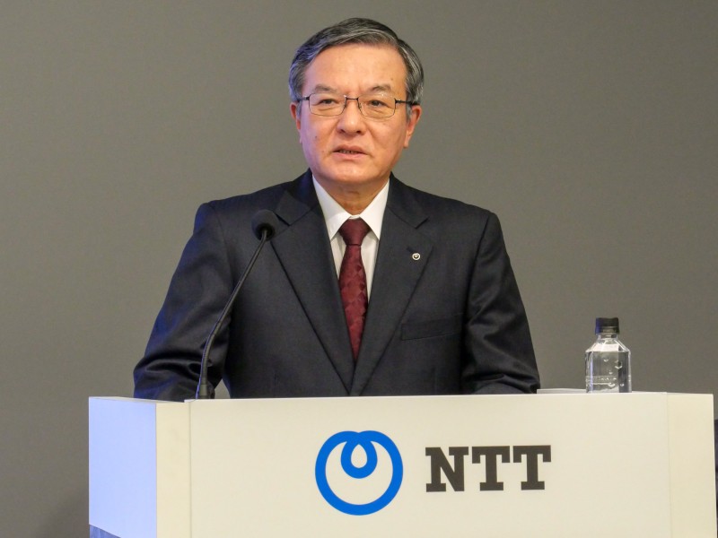注目を集める「NTTドコモの銀行参入」、携帯各社はなぜ銀行を必要とするのか