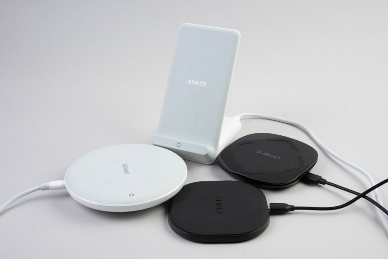 なぜか純正品がない充電パッド Iphoneに最適なのはどれか 日経クロステック Xtech