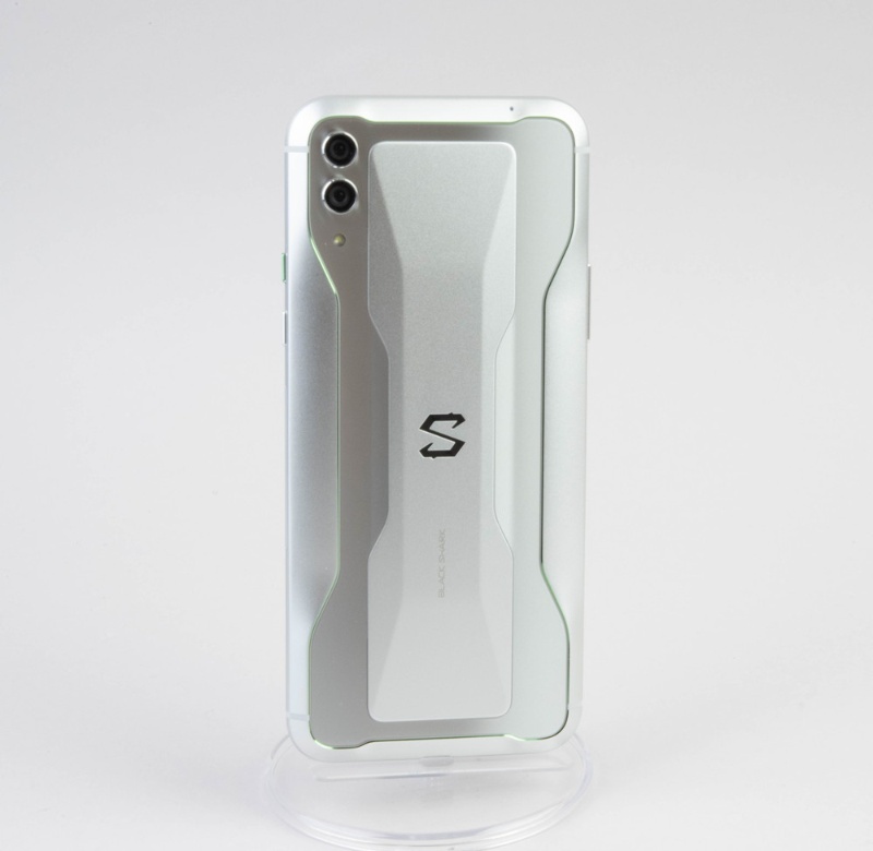 廉価版が登場したゲーミングスマホ black shark 2 は普段使いに向くか 日経クロステック xtech