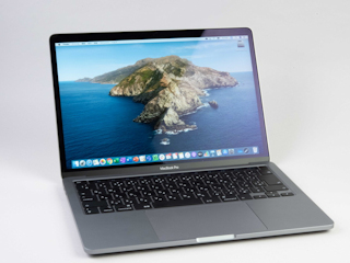 Studio Display」でMacBook Airが生まれ変わる、Mac Studioを Studio Display」でMacBook Airが生まれ変わる、Mac Studioを