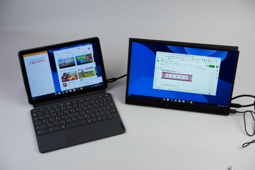 外付けモニターを利用して広い画面で快適に使うのもよいだろう