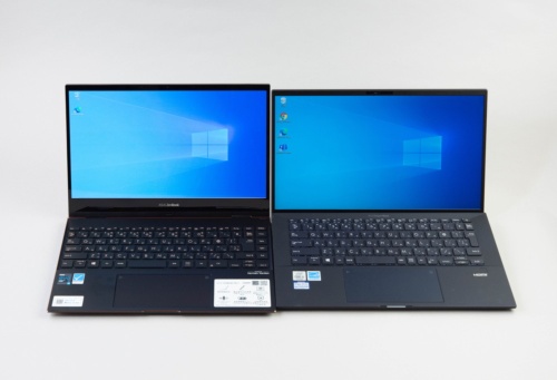 液晶ディスプレーを搭載するExpertBook B9（右）と比べると、画像がよりくっきりと表示されているように感じる